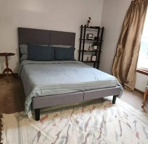 Apartment Retro 2 Bedroom 6 Mins To United Center With Parking Chicago